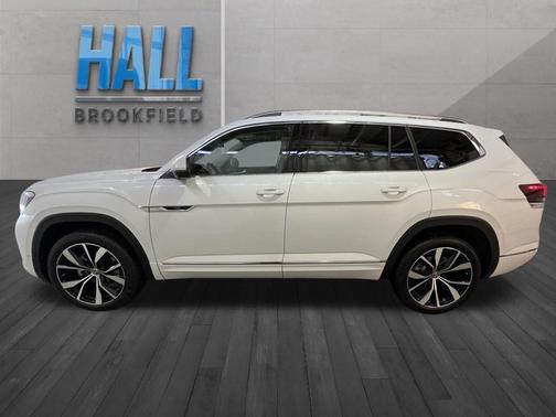 Opal White Pearl 2026 Volkswagen Atlas 2.0T SEL Premium R-Line