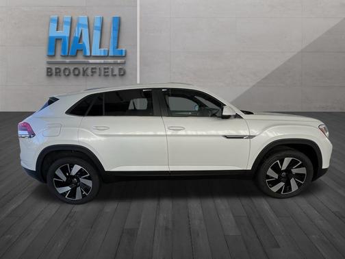 2026 Volkswagen Atlas Cross Sport 2.0T SE