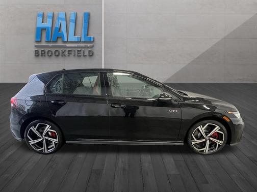 2025 Volkswagen Golf GTI 2.0T SE