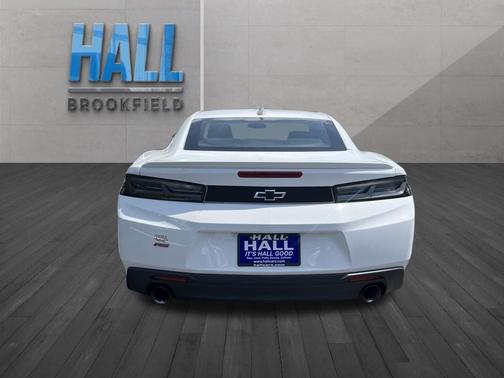 Summit White 2018 Chevrolet Camaro 1LT