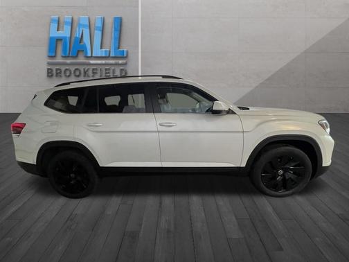 Opal White Pearl 2026 Volkswagen Atlas 2.0T SE W/TECHNOLOGY
