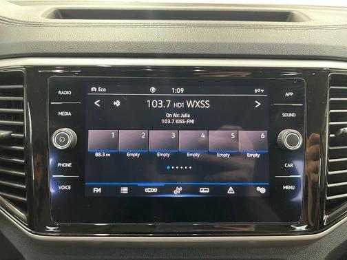 2022 Volkswagen Atlas 3.6L SE w/Technology