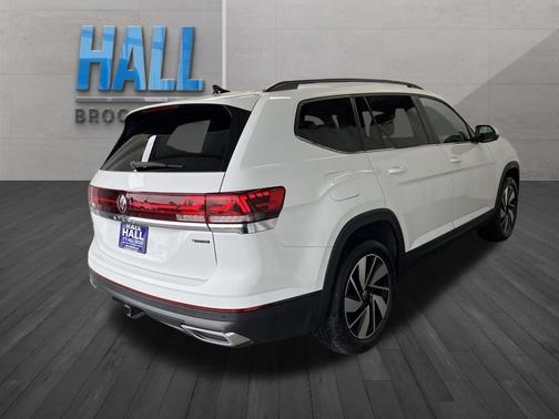 2024 Volkswagen Atlas 2.0T SE