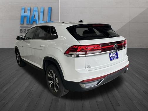 2026 Volkswagen Atlas Cross Sport 2.0T SE