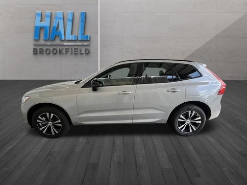 2024 Volvo XC60 B5 Core