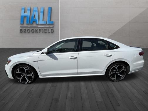 Pure White 2020 Volkswagen Passat 2.0T R-Line