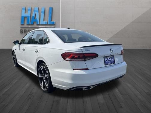 Pure White 2020 Volkswagen Passat 2.0T R-Line