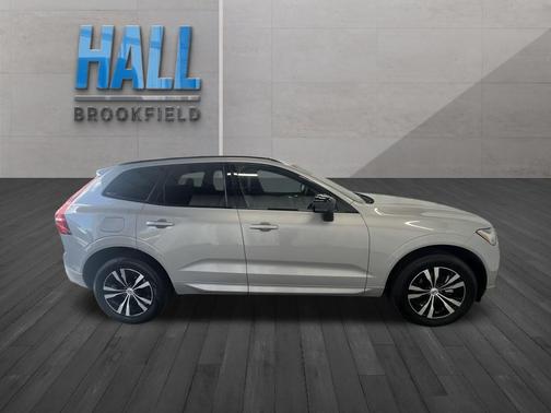 2024 Volvo XC60 B5 Core