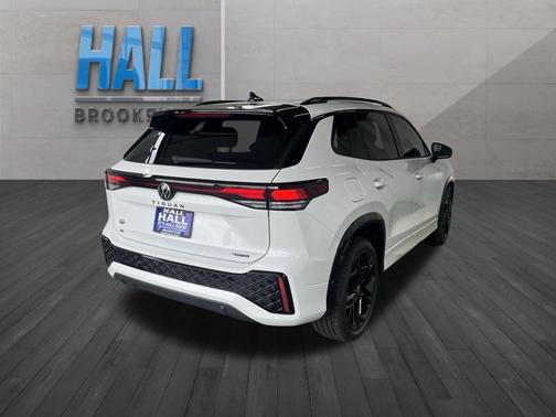 2025 Volkswagen Tiguan 2.0T SE R-Line Black