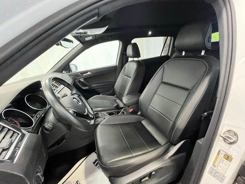 2021 Volkswagen Tiguan 2.0T SE R-Line Black