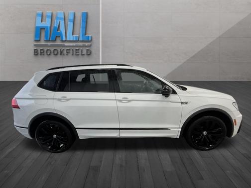 2021 Volkswagen Tiguan 2.0T SE R-Line Black