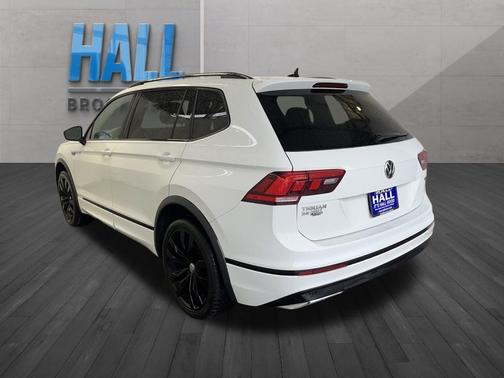 2021 Volkswagen Tiguan 2.0T SE R-Line Black