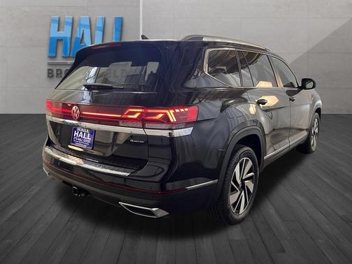 Deep Black Pearl 2026 Volkswagen Atlas 2.0T SEL