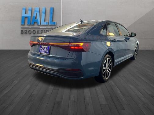 Monterey Blue Pearl 2026 Volkswagen Jetta 1.5T Sport
