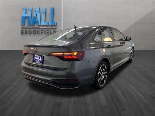 Platinum Gray Metallic 2023 Volkswagen Jetta 1.5T Sport
