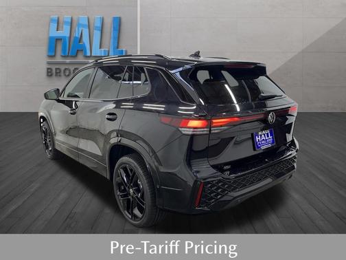 2025 Volkswagen Tiguan 2.0T SE R-Line Black