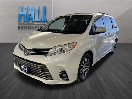 2019 Toyota Sienna XLE Premium