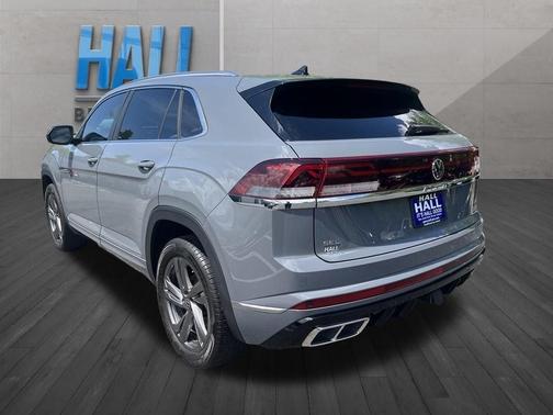 Pure Gray 2024 Volkswagen Atlas Cross Sport 2.0T SEL R-Line