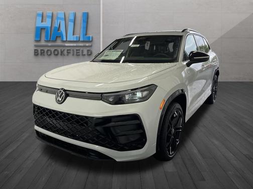 2025 Volkswagen Tiguan 2.0T SE R-Line Black