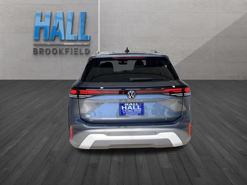 2025 Volkswagen Tiguan 2.0T SE