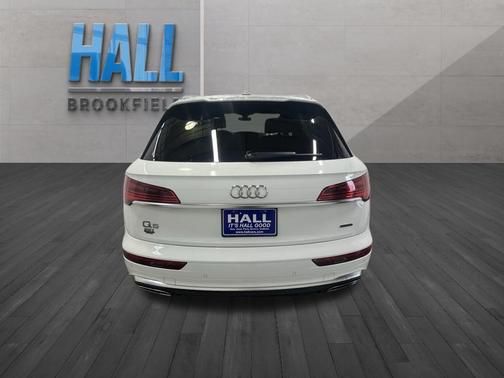 2023 Audi Q5 45 S line quattro Premium