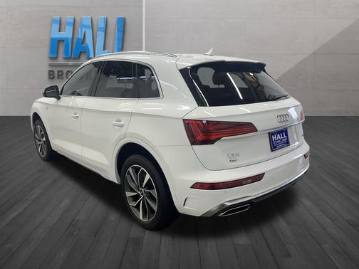 2023 Audi Q5 45 S line quattro Premium
