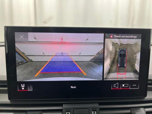 2023 Audi Q5 45 S line quattro Premium