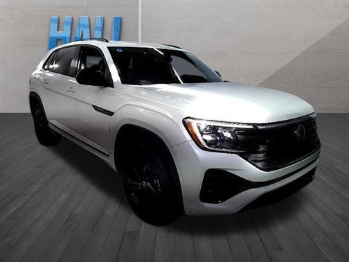 2025 Volkswagen Atlas Cross Sport 2.0T SEL R-Line Black