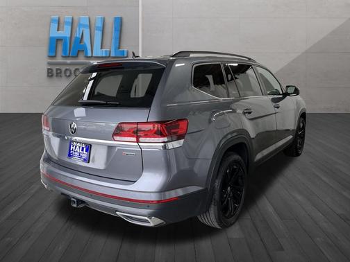 2022 Volkswagen Atlas 3.6L SE w/Technology