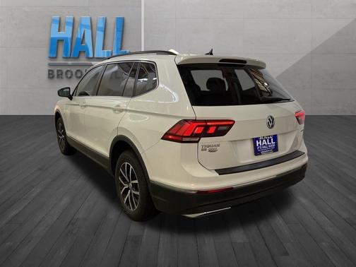 Pure White 2021 Volkswagen Tiguan 2.0T SE