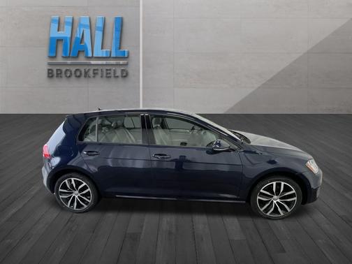 2016 Volkswagen Golf 