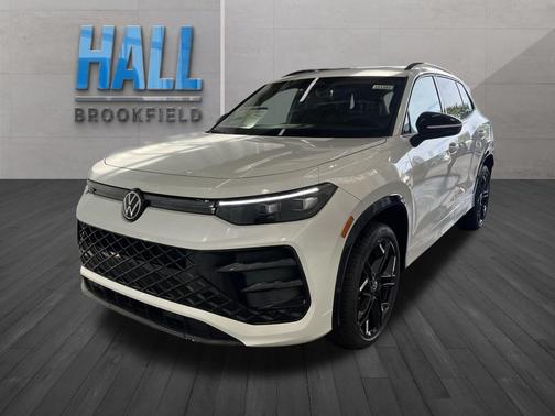 2025 Volkswagen Tiguan 2.0T SE R-Line Black