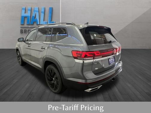 2025 Volkswagen Atlas 2.0T SE