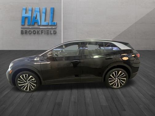 Deep Black Pearl Effect 2023 Volkswagen ID.4 Pro S Plus