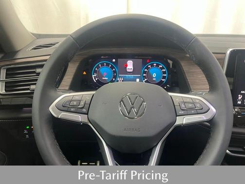 2025 Volkswagen Atlas 2.0T SEL Premium R-Line