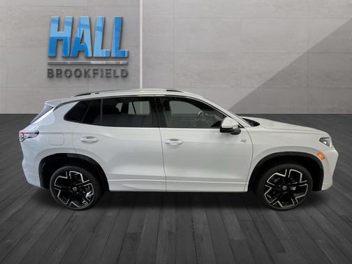 2025 Volkswagen Tiguan 2.0T SEL R-Line
