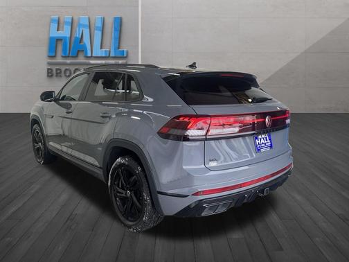 2025 Volkswagen Atlas Cross Sport 2.0T SEL R-Line Black