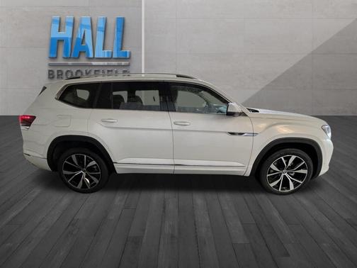 Opal White Pearl 2026 Volkswagen Atlas 2.0T SEL Premium R-Line