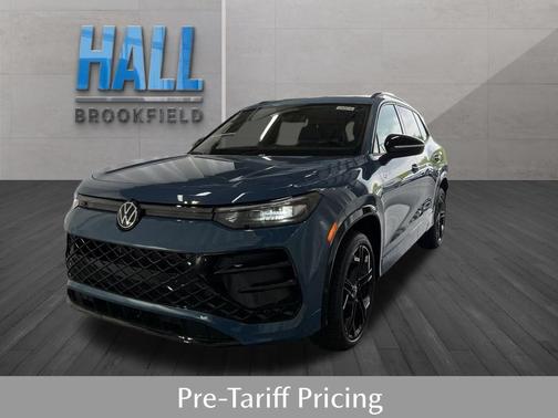 2025 Volkswagen Tiguan 2.0T SE R-Line Black