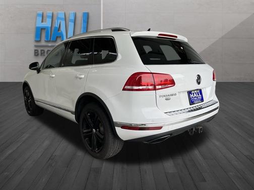 2017 Volkswagen Touareg V6 Wolfsburg Edition