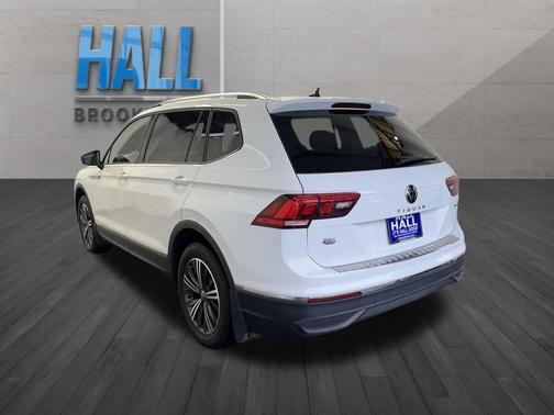 2024 Volkswagen Tiguan 2.0T Wolfsburg Edition