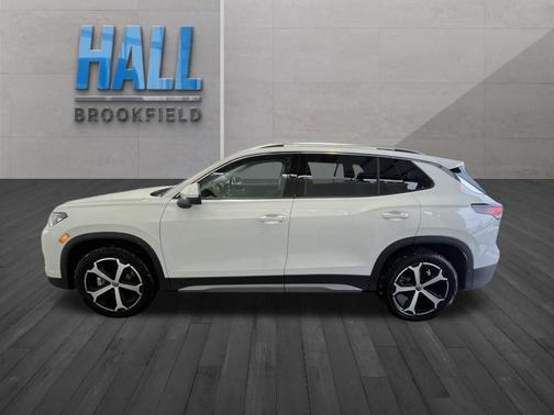 Pure White 2026 Volkswagen Tiguan 2.0T SE