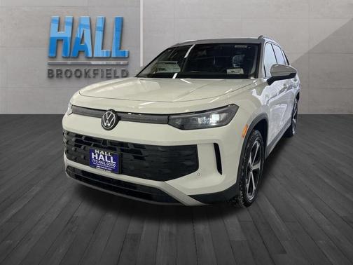 Pure White 2026 Volkswagen Tiguan 2.0T SE