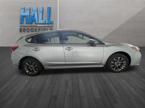 2017 Subaru Impreza 2.0i