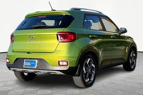 2023 Hyundai VENUE SEL