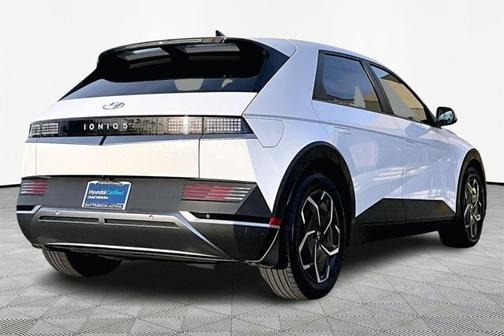 2022 Hyundai IONIQ 5 SE