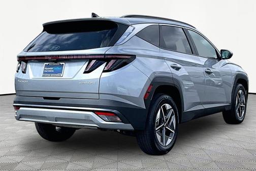 Silver 2025 Hyundai TUCSON Hybrid SEL Convenience