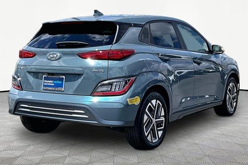 Green 2022 Hyundai KONA EV Limited