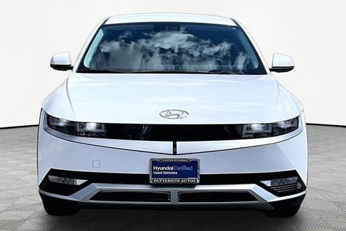 White 2024 Hyundai IONIQ 5 SE