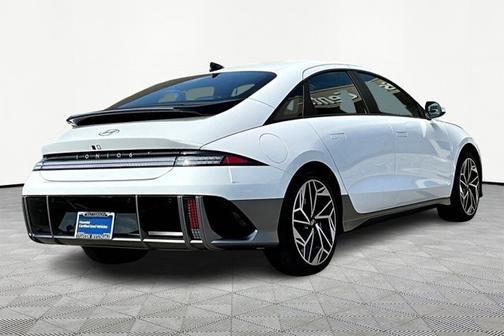 2025 Hyundai IONIQ 6 SEL